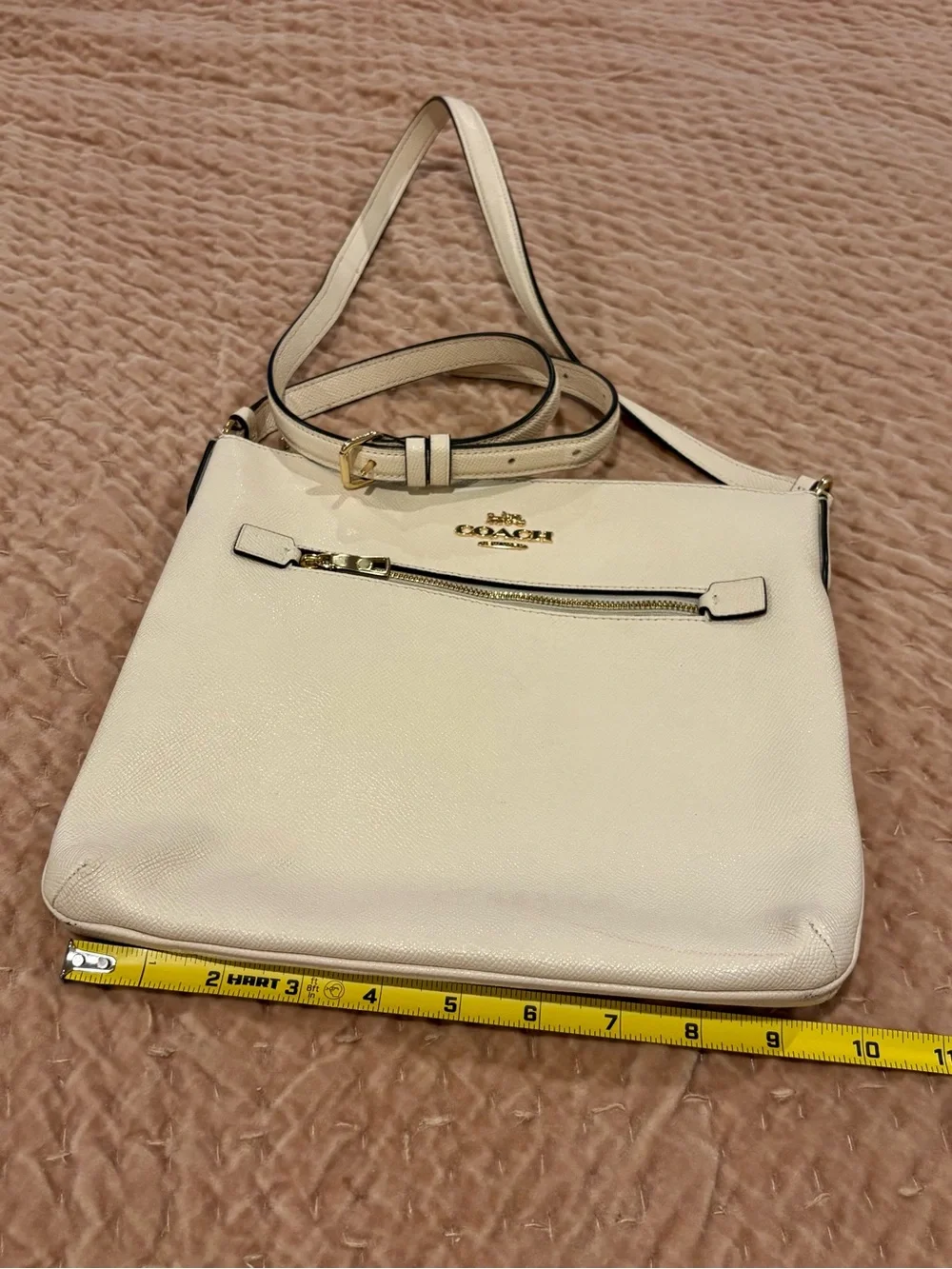 Coach Cream Leather Crossbody with Top Zip Great Condition